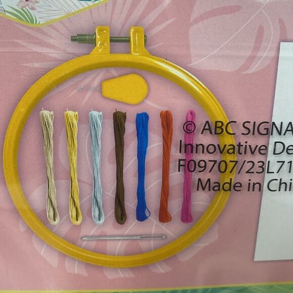 Cross Stitch Kit Embroidery Golden Girls Series “Stay Golden” New Grannycore - Picture 5 of 5